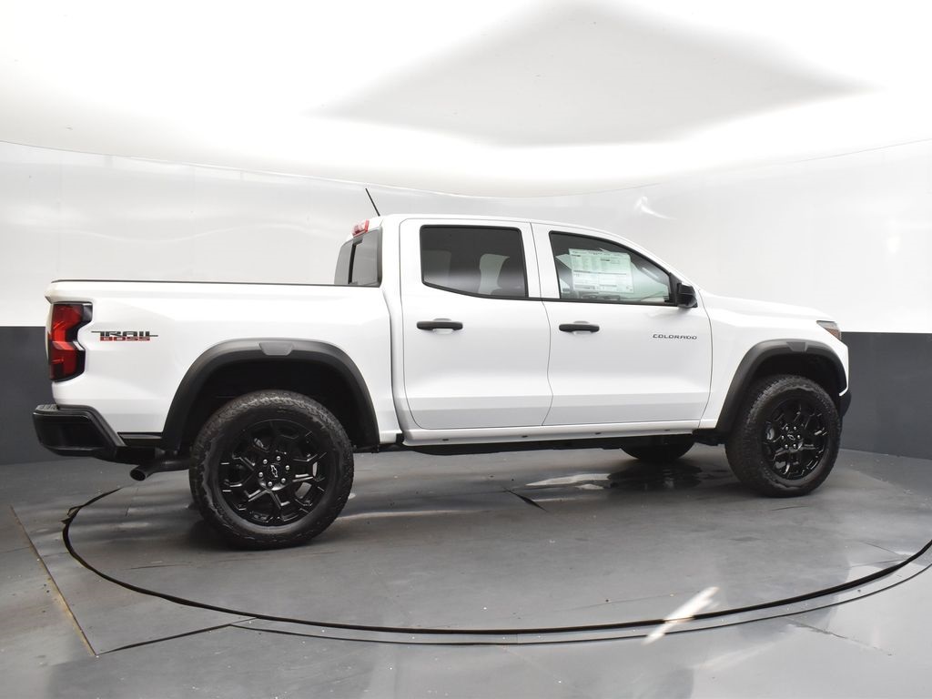 2026 Summit White Chevrolet Colorado 4X4 Truck