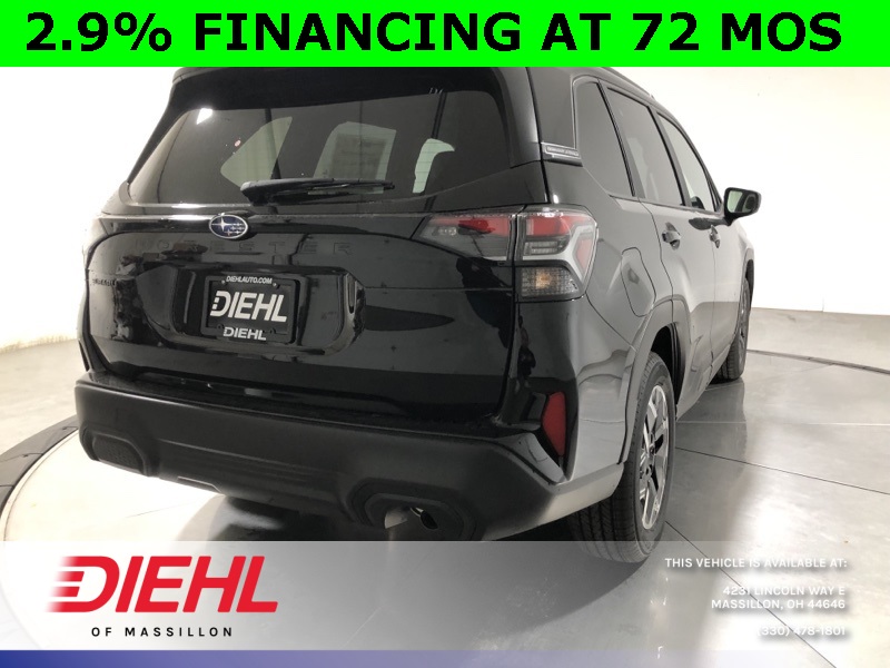 2025 Subaru Forester Premium photo 3