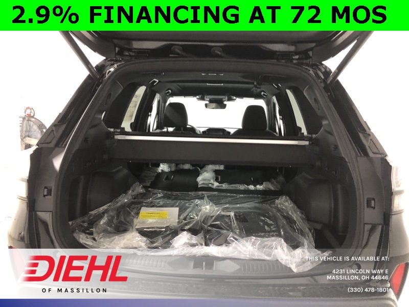 2025 Subaru Forester Premium photo 4