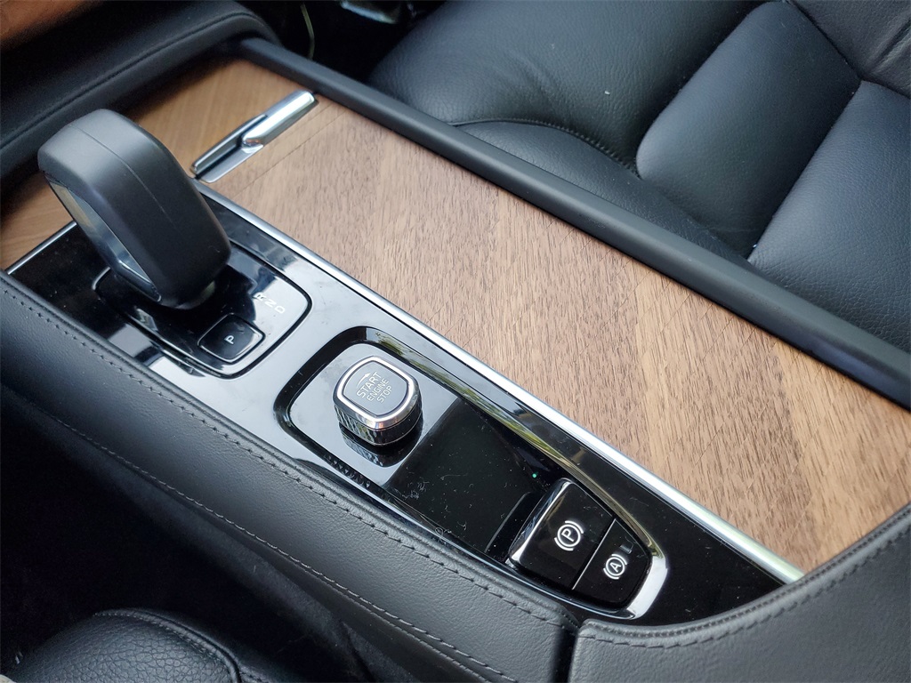 used 2023 Volvo XC90 car, priced at $36,595