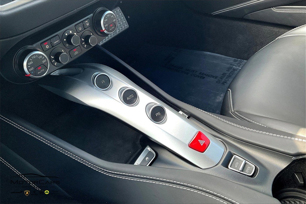 2016 Nero Daytona Ferrari California T RWD Convertible