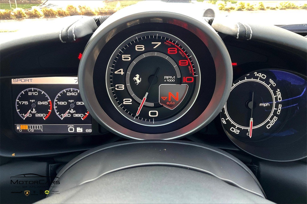 2016 Nero Daytona Ferrari California T RWD Convertible