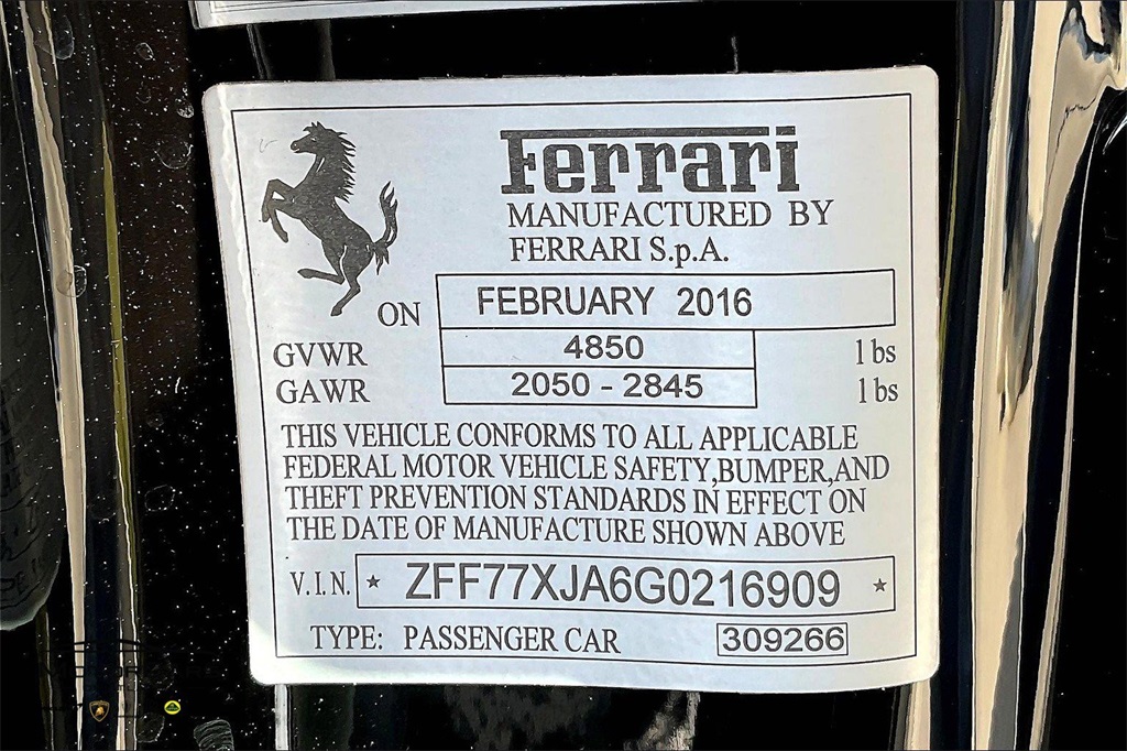 2016 Nero Daytona Ferrari California T RWD Convertible