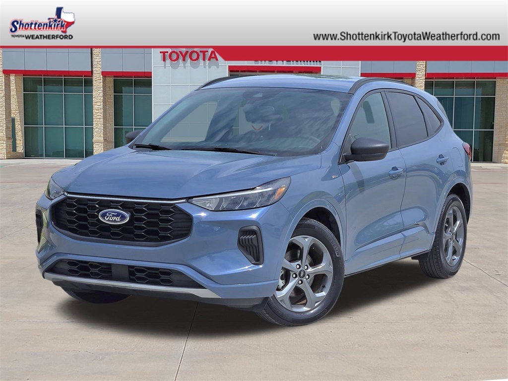 2024 Ford Escape ST-Line's photo