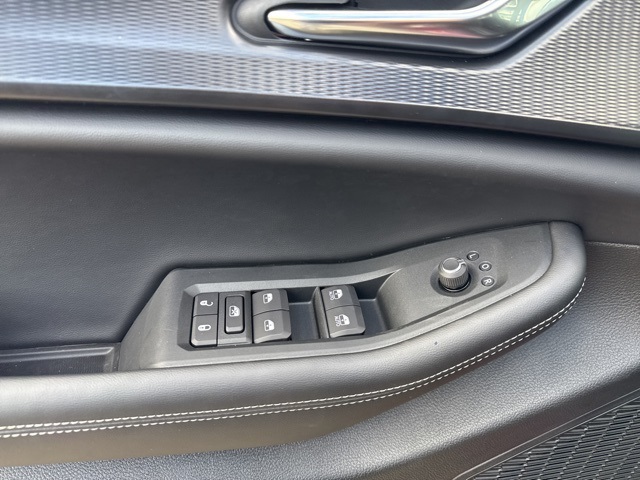 2025 Jeep Grand Cherokee Altitude photo 12