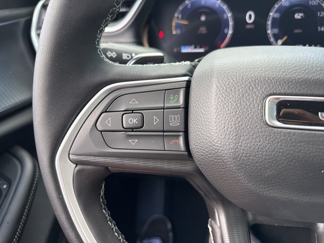 2025 Jeep Grand Cherokee Altitude photo 16