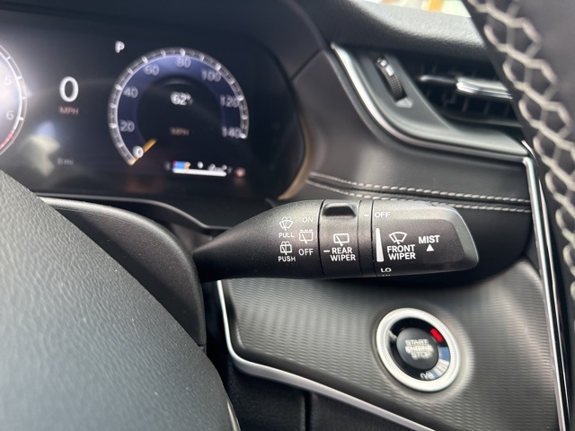 2025 Jeep Grand Cherokee Altitude photo 18