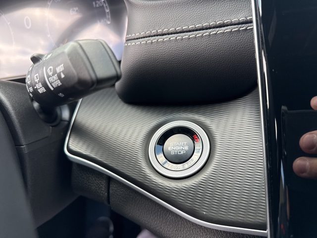 2025 Jeep Grand Cherokee Altitude photo 20