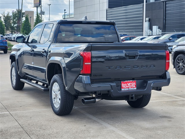 2025 Toyota Tacoma SR5 Double Cab photo 3