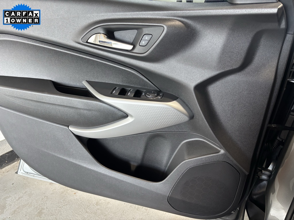 used 2025 Chevrolet Trax car, priced at $22,797