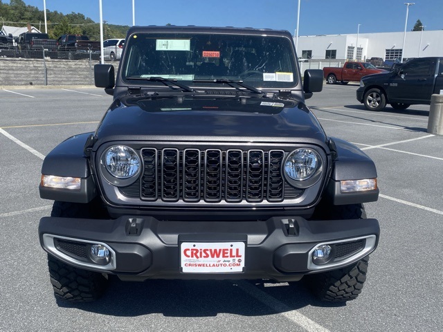new 2025 Jeep Gladiator car, priced at $41,063