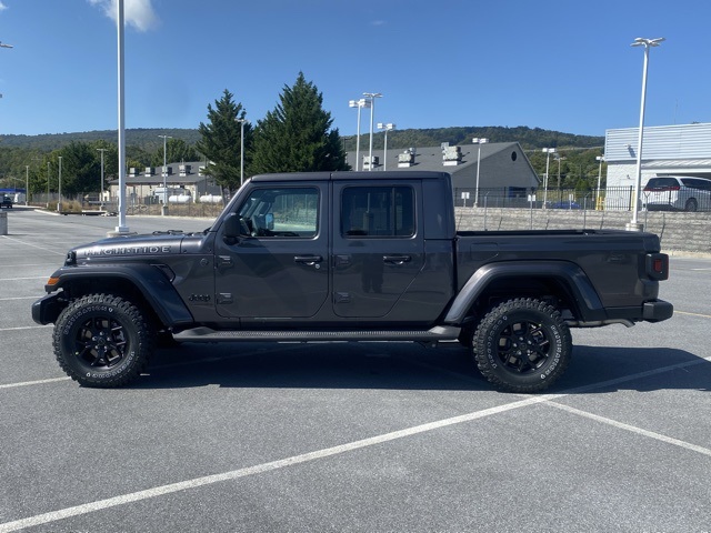 new 2025 Jeep Gladiator car, priced at $41,063