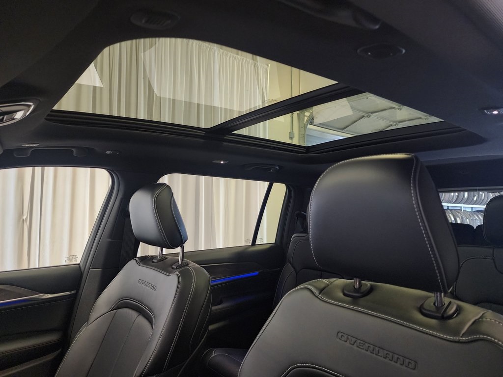new 2025 Jeep Grand Cherokee L car, priced at $57,862