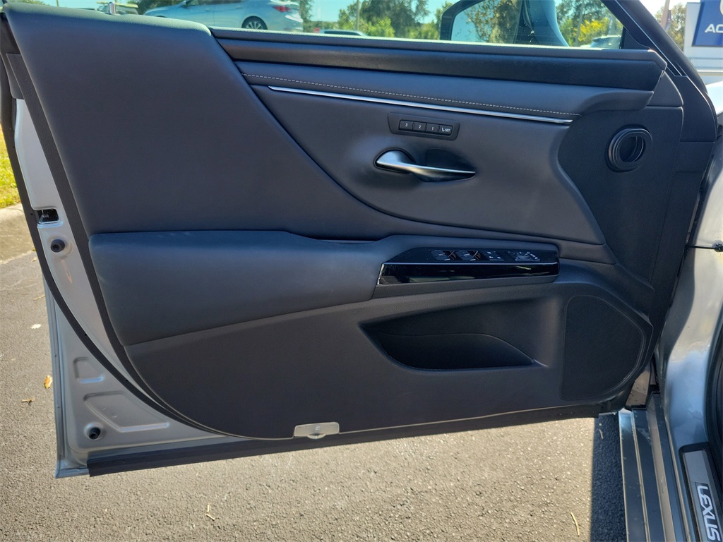 used 2023 Lexus ES car, priced at $37,998