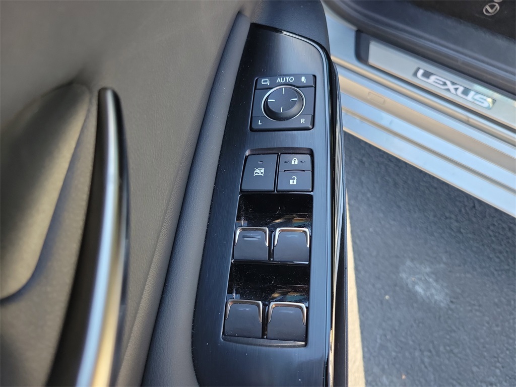used 2023 Lexus ES car, priced at $37,998