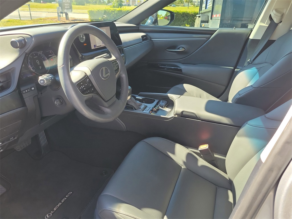 used 2023 Lexus ES car, priced at $37,998
