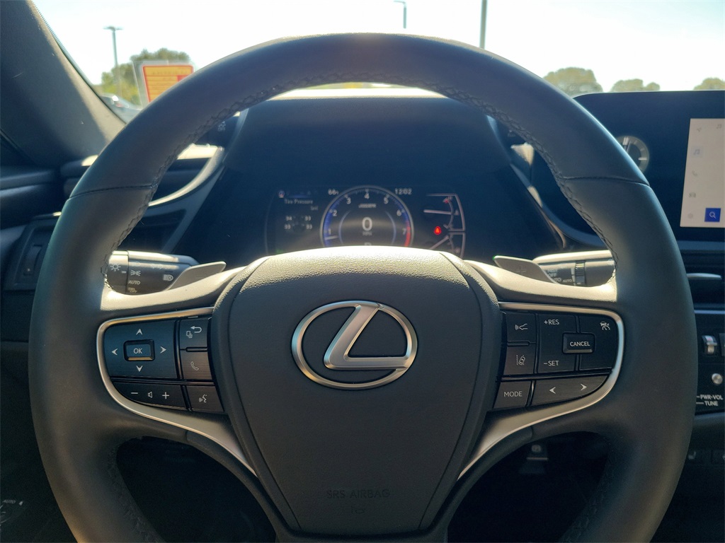 used 2023 Lexus ES car, priced at $37,998