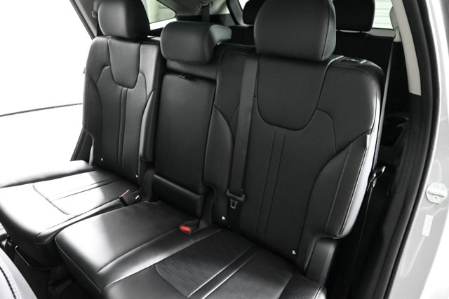 new 2025 Kia Sorento car, priced at $37,313