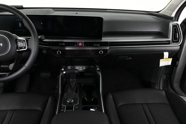 new 2025 Kia Sorento car, priced at $37,313
