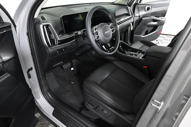 new 2025 Kia Sorento car, priced at $37,313