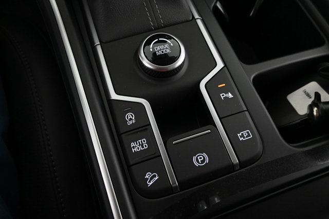 new 2025 Kia Sorento car, priced at $37,313