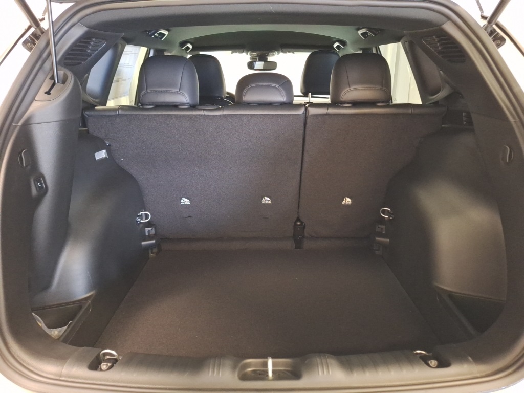 new 2026 Jeep Compass car, priced at $32,999