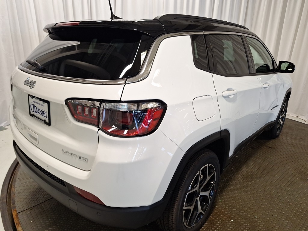 new 2026 Jeep Compass car, priced at $32,999