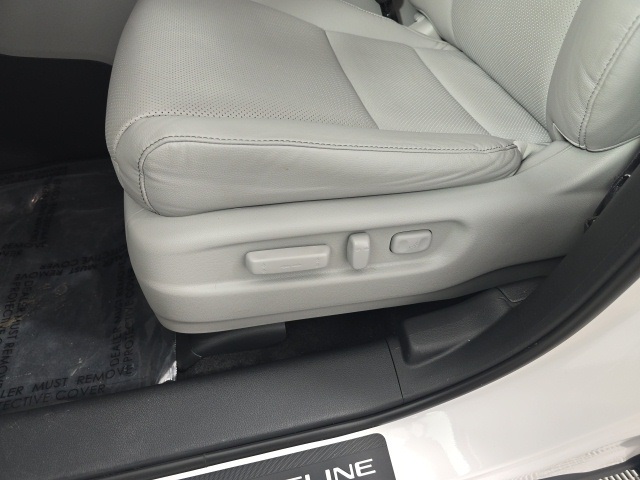 used 2024 Honda Ridgeline car, priced at $37,979