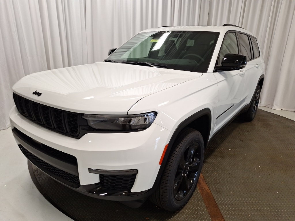 new 2025 Jeep Grand Cherokee L car, priced at $52,735