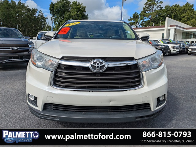 used 2016 Toyota Highlander car, priced at $19,873