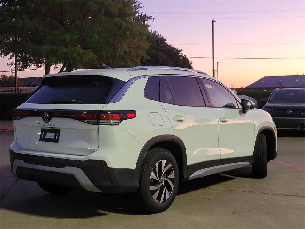 new 2025 Volkswagen Tiguan car, priced at $29,751