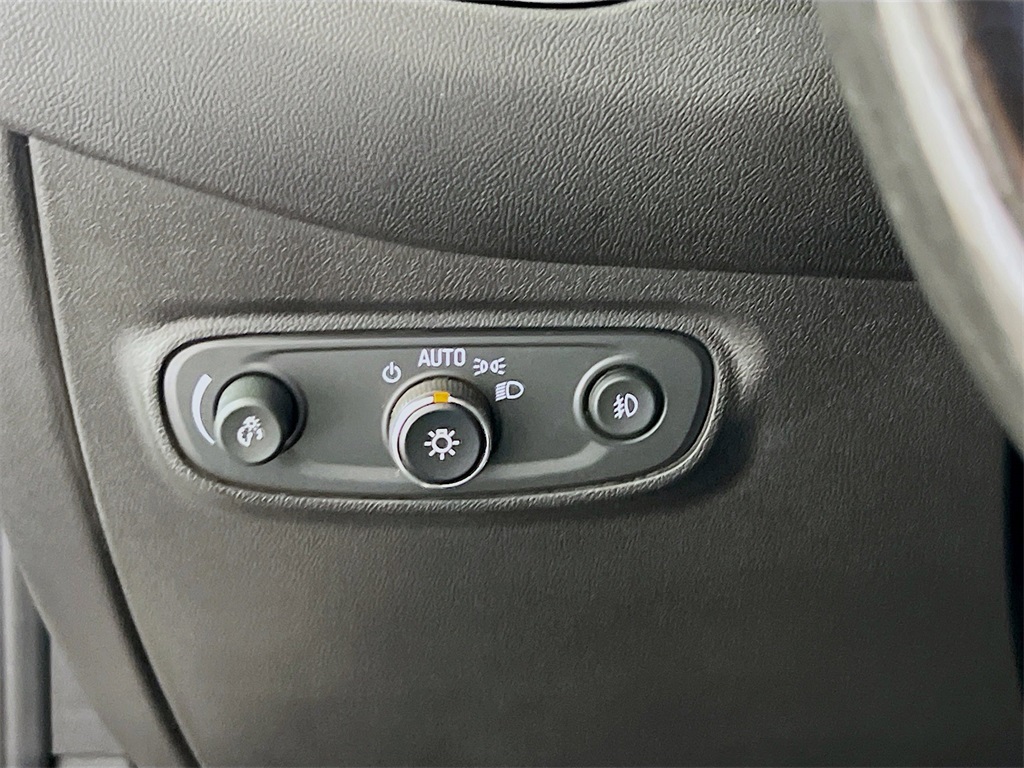 used 2020 Chevrolet Equinox car, priced at $21,999