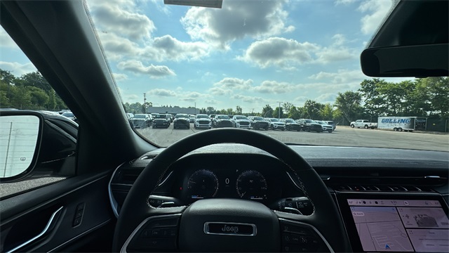 new 2025 Jeep Grand Cherokee car, priced at $44,494