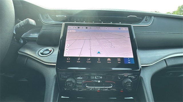 new 2025 Jeep Grand Cherokee car, priced at $44,494