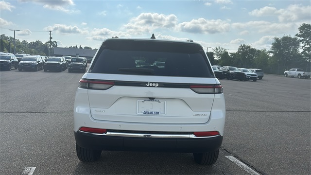 new 2025 Jeep Grand Cherokee car, priced at $44,494