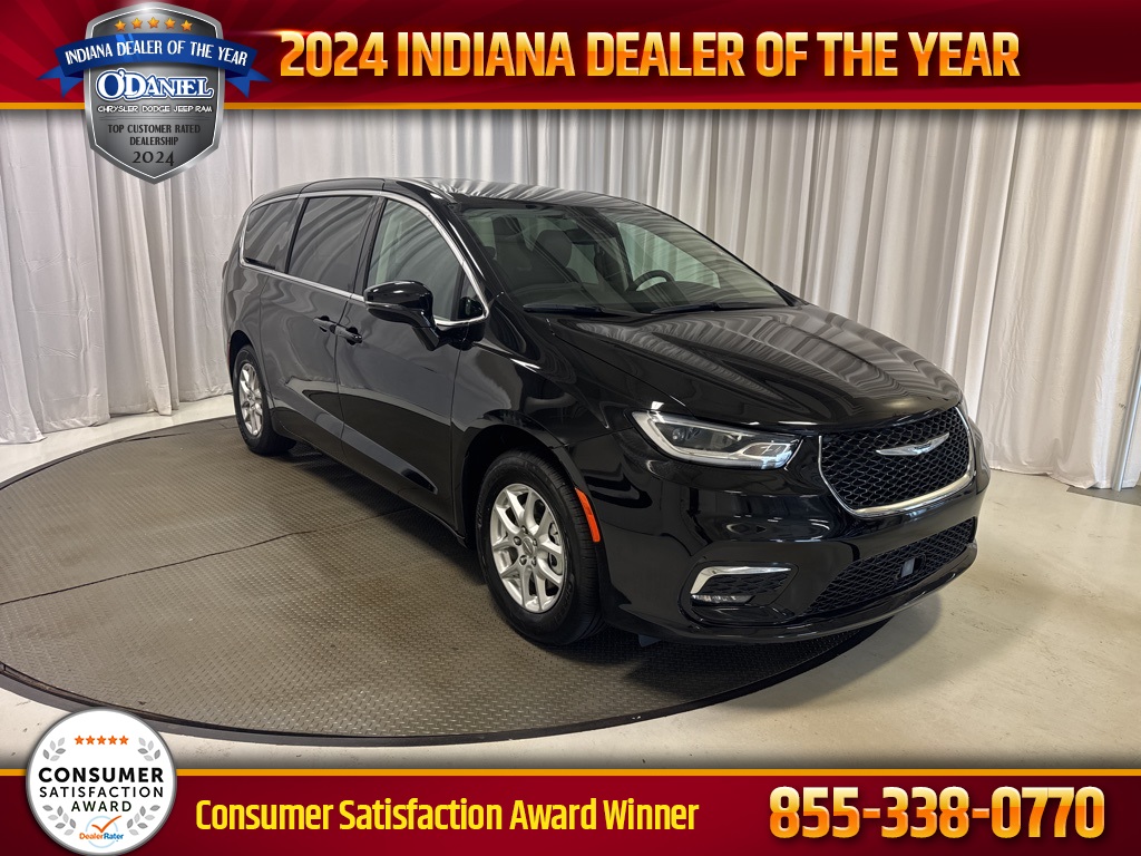 used 2024 Chrysler Pacifica car, priced at $32,372