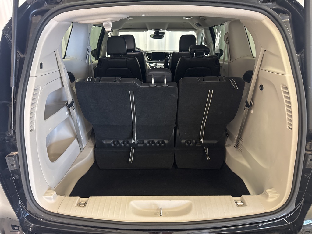used 2024 Chrysler Pacifica car, priced at $32,372