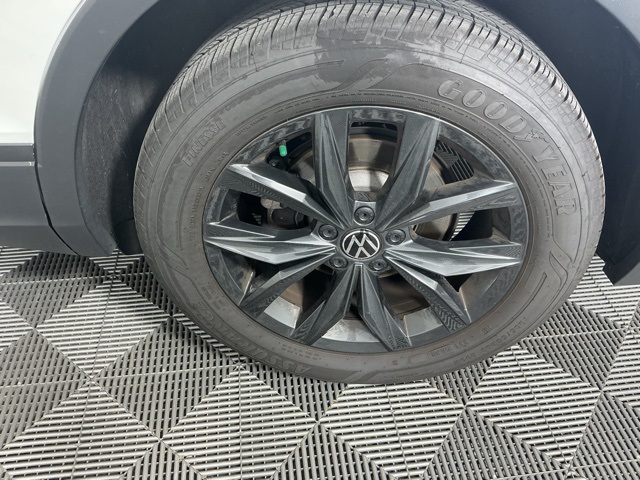 used 2024 Volkswagen Tiguan car, priced at $25,885