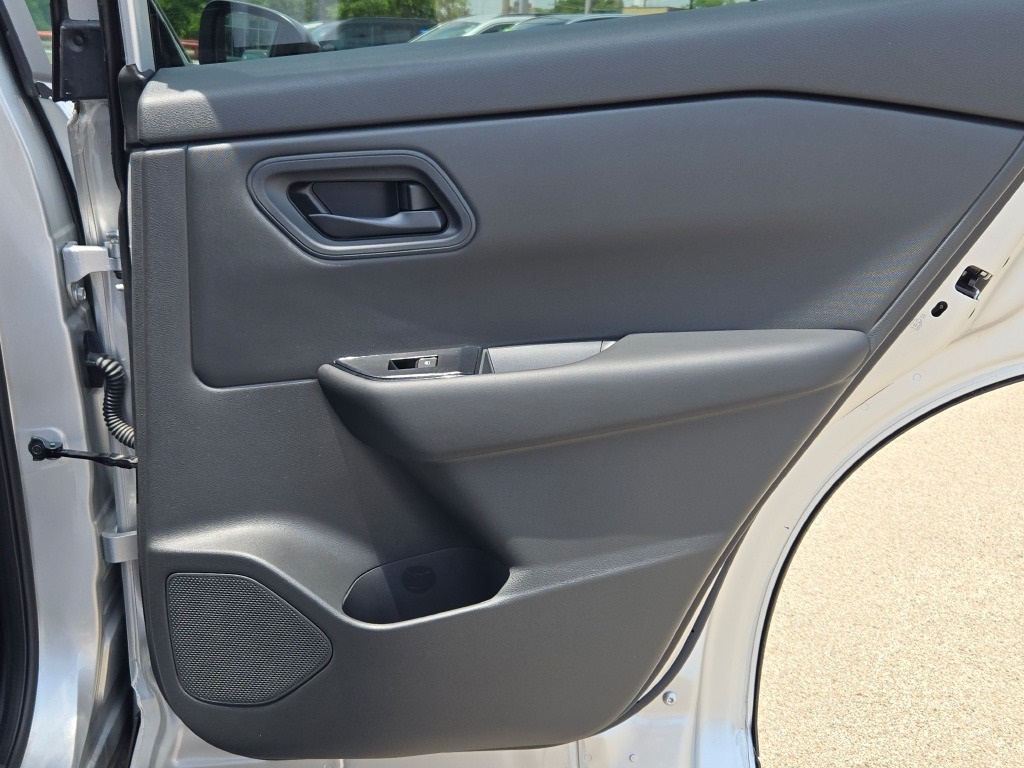 used 2025 Nissan Rogue car, priced at $29,000