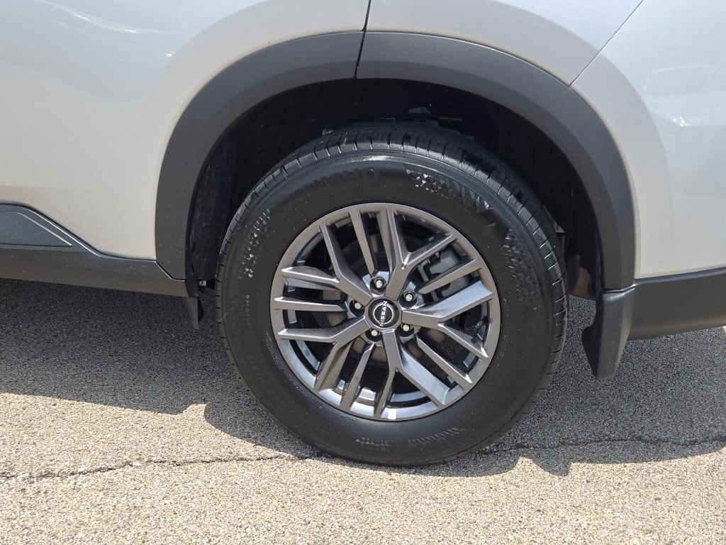 used 2025 Nissan Rogue car, priced at $29,000
