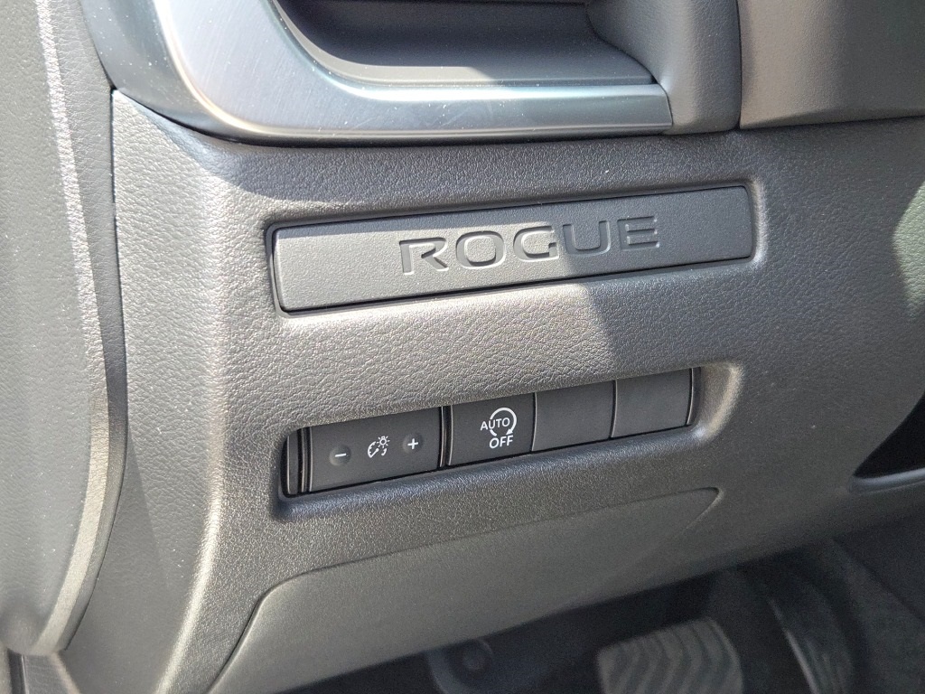 used 2025 Nissan Rogue car, priced at $29,000