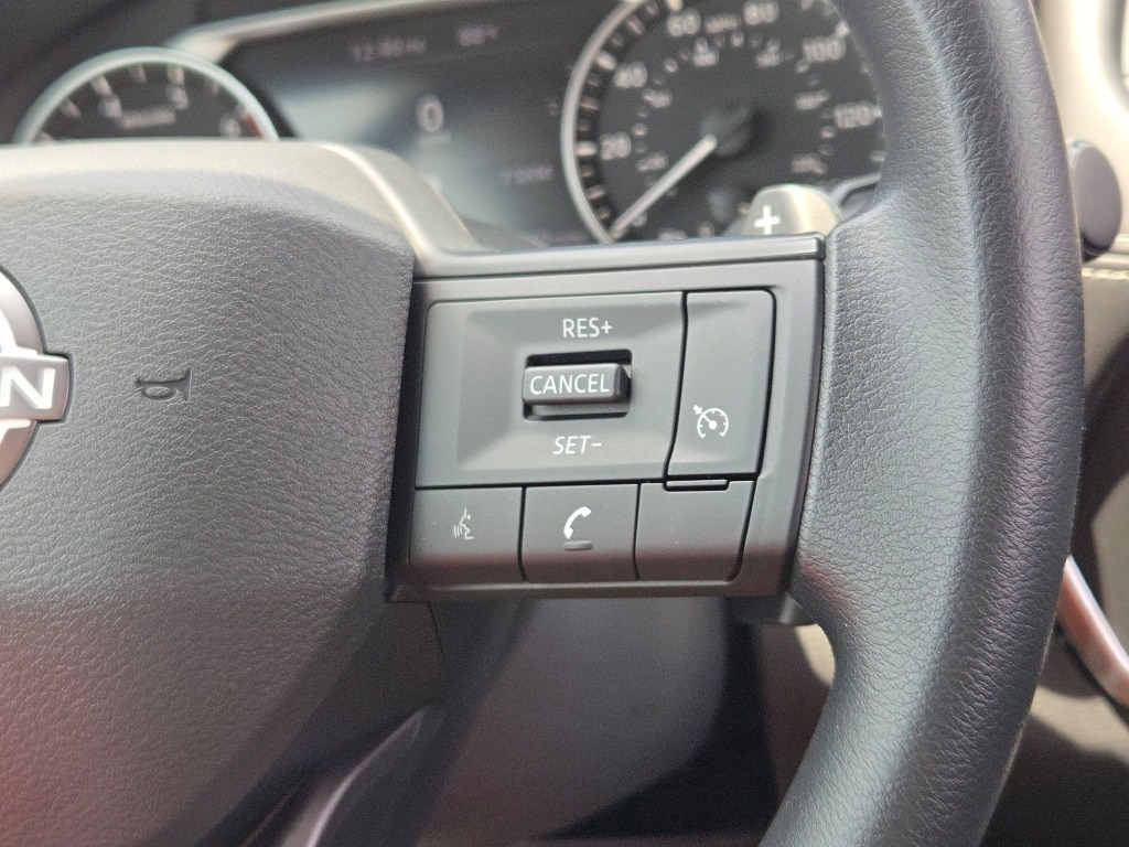 used 2025 Nissan Rogue car, priced at $29,000