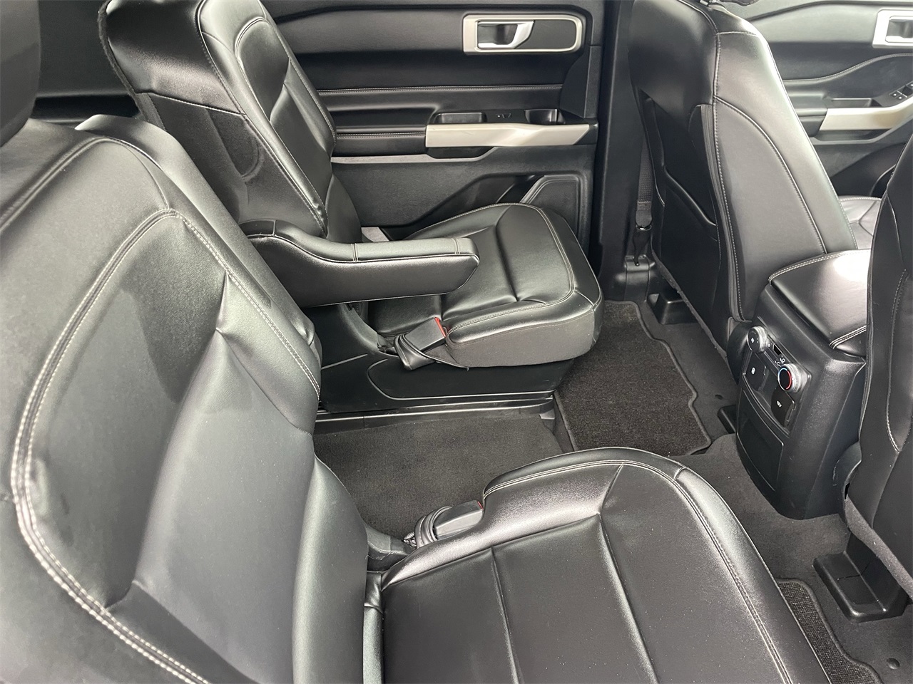 used 2022 Ford Explorer car, priced at $26,544