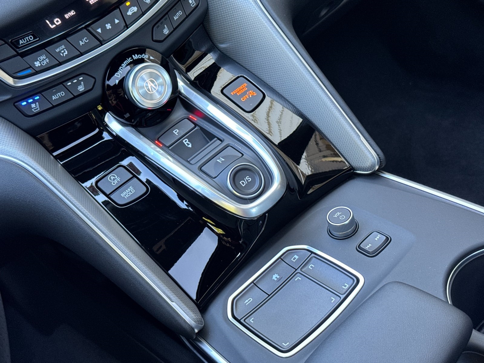 new 2025 Acura TLX car