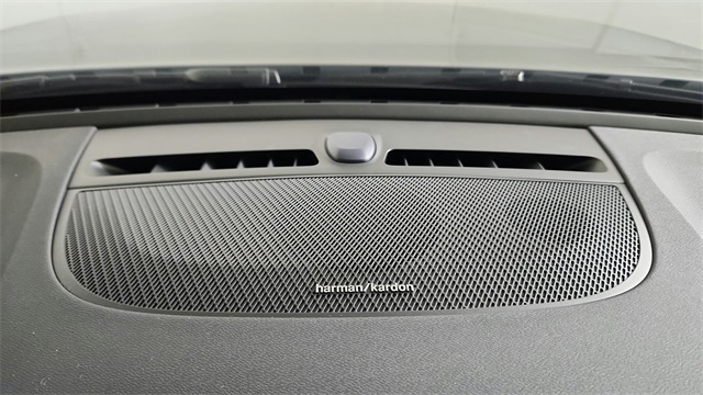 new 2026 Volvo XC40 car, priced at $51,975