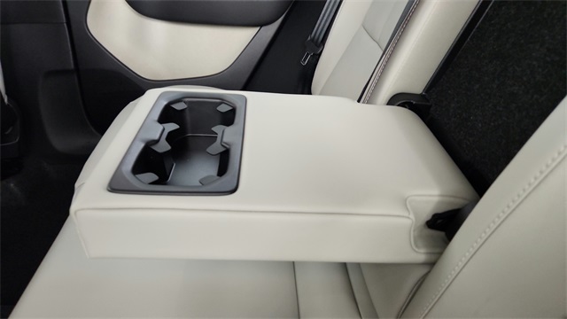 new 2026 Volvo XC40 car, priced at $51,975