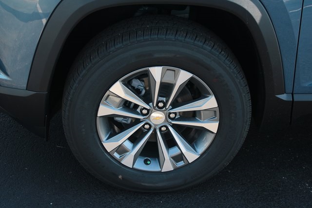 new 2026 Chevrolet Equinox car, priced at $32,545