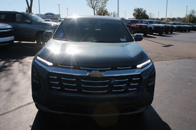 new 2026 Chevrolet Equinox car, priced at $32,545