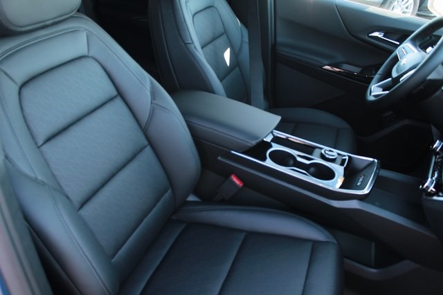 new 2026 Chevrolet Equinox car, priced at $32,545