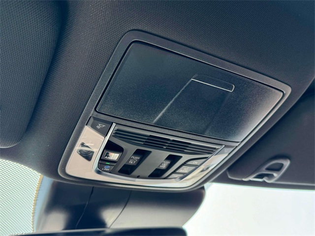 new 2025 Acura RDX car, priced at $56,400